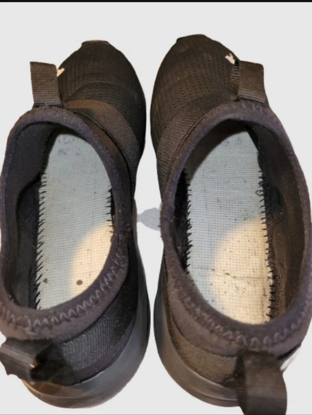 PUMA Prowl Slip-On Women's Training Shoes Black Size 9 EUC